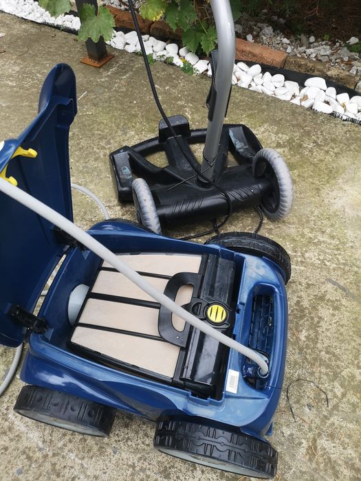 Робот за басейн Zodiak за под и стени