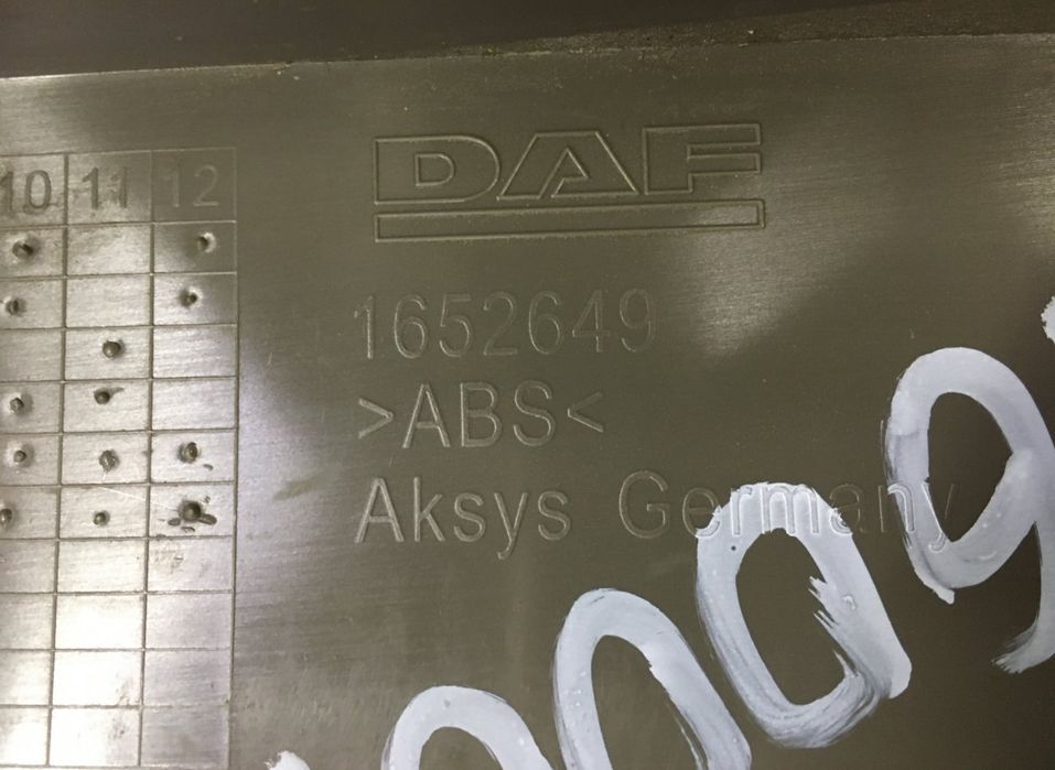 1652647 Compartimentul superior de depozitare al cabinei, partea stângă DAF XF95, XF105 (2001-2014) DAF