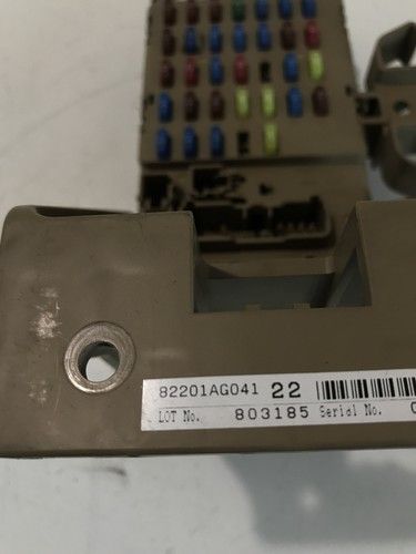 Кутия за предпазители за Subaru Outback 2.0 Дизел (2007) 82201AG04122