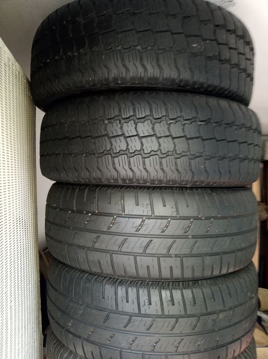 Продам резину ..