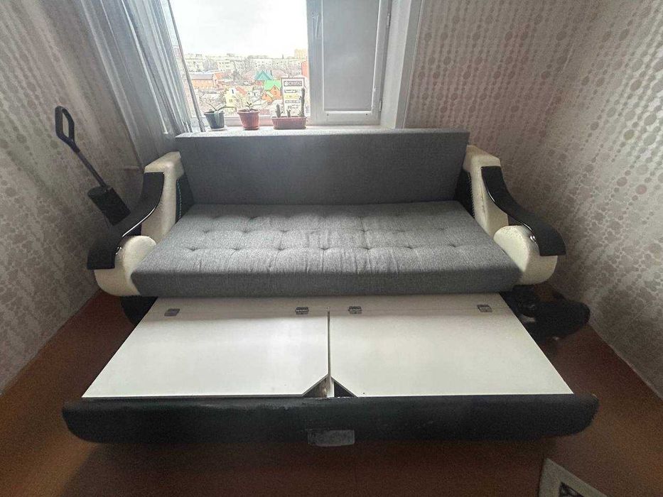 Продам диван БУ за 30.000$(тенге)