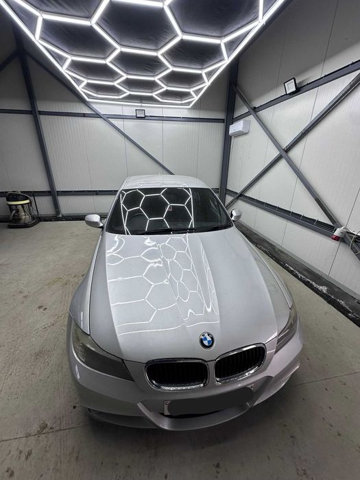 Dezmembrez BMW Seria 3 E90 LCI
