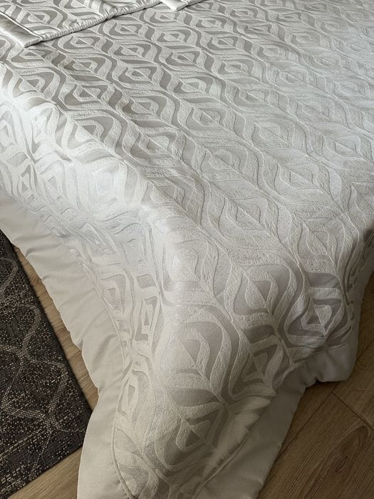 Ново висококачествено шалте за спалня