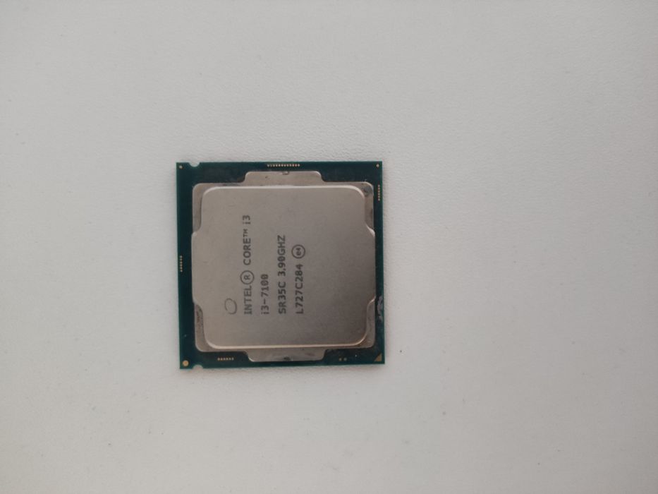 продается i3 7100