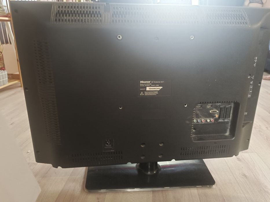 Продам телевизор hisense