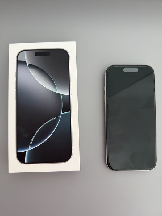 Vand telefon iphone 16 pro