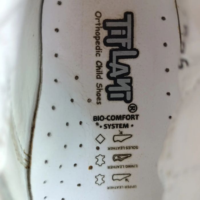 Сандалии от бренда Tiflani