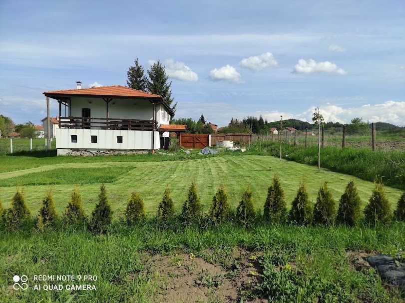 Продава се Къща в с. Горни Окол, Област София-област - 207 кв.м за 967 €/кв.м - Снимка #12