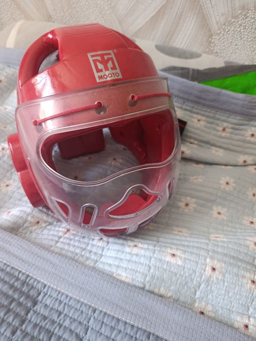 Продам шлем для Кудо