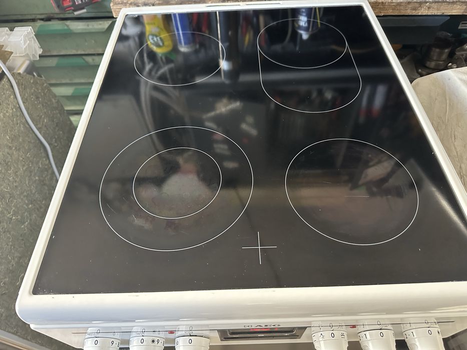 Стационарна готварска печка Аег/Aeg