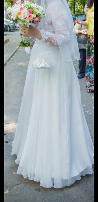 Set rochie mireasă, pantofi și gentuta