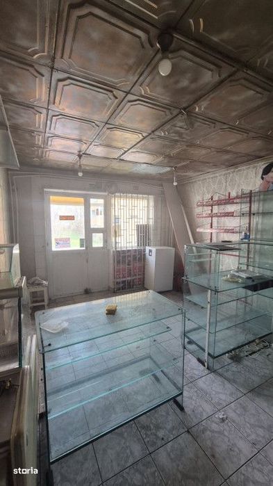 Km 4-5 | Spatiu Comercial In Acte | Gaze