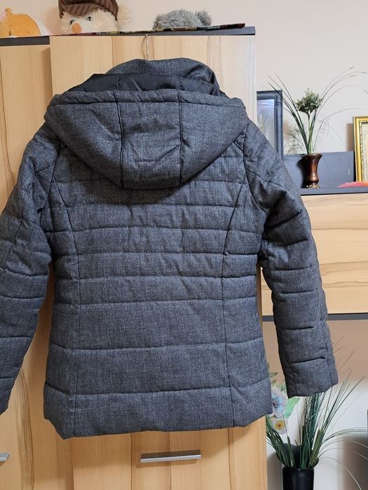 Geaca dama ,diferite modele,diferite culori , masuri sj preturi diferi