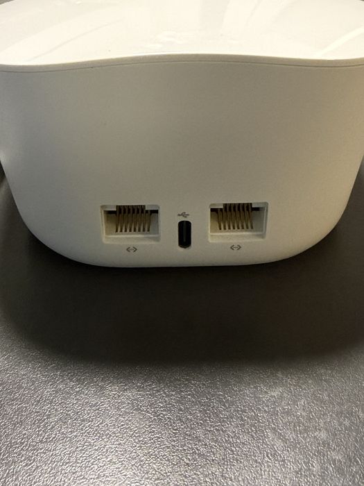 Vand Router Eero model J010001