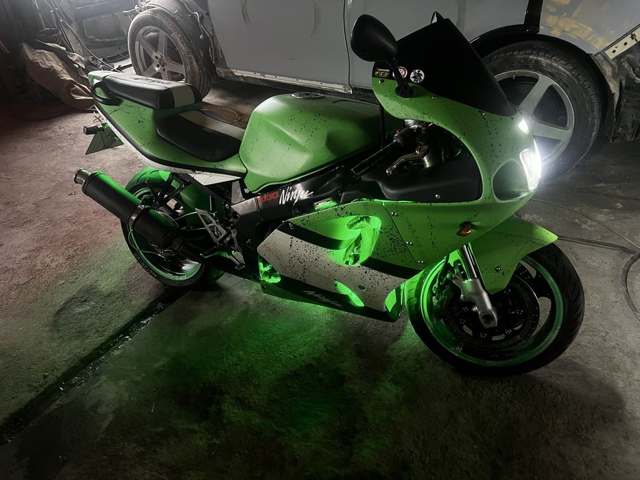 Мотоцикл кавасаки sx7r