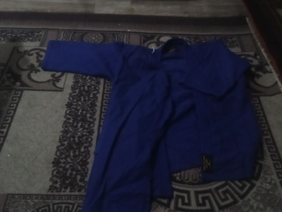 Продам кимано Mazuno