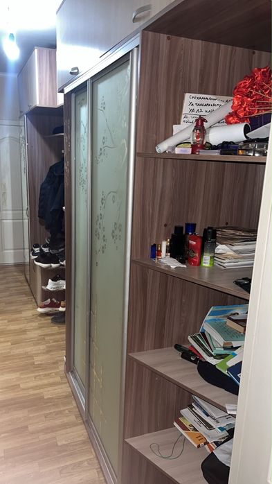 Прихожая большая вместимая