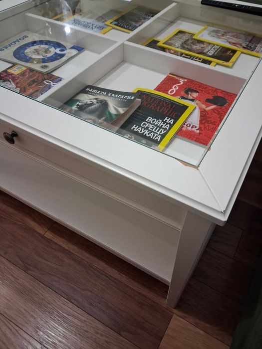 Холна  маса  бяла