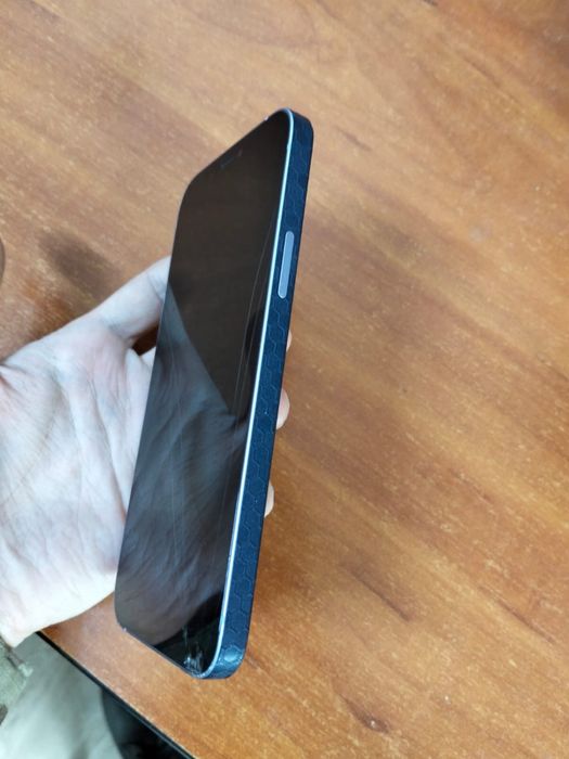 Айфон 12, 128 гб