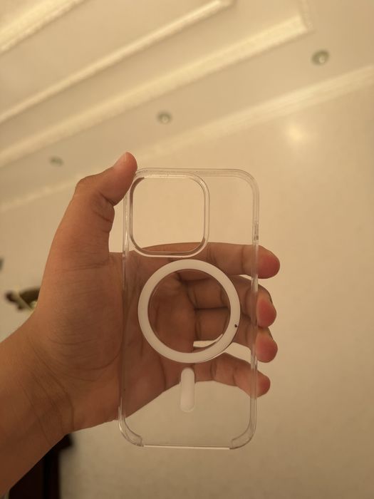 Продаются чехлы для iPhone 15 Pro