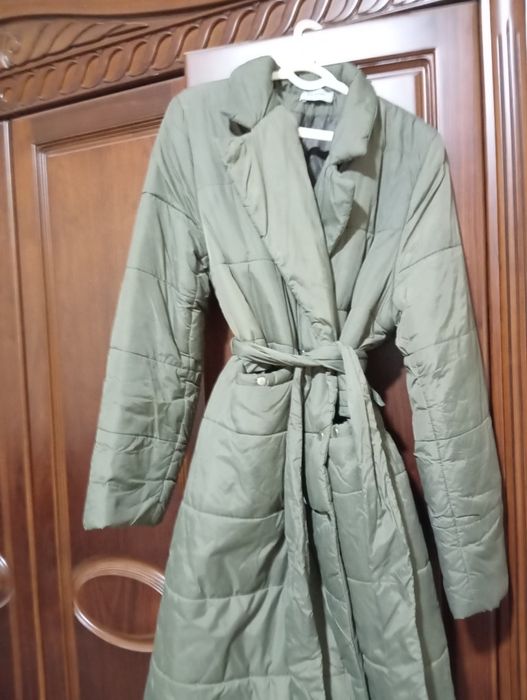 Продам куртку фирма инденим новая куртка сотилади