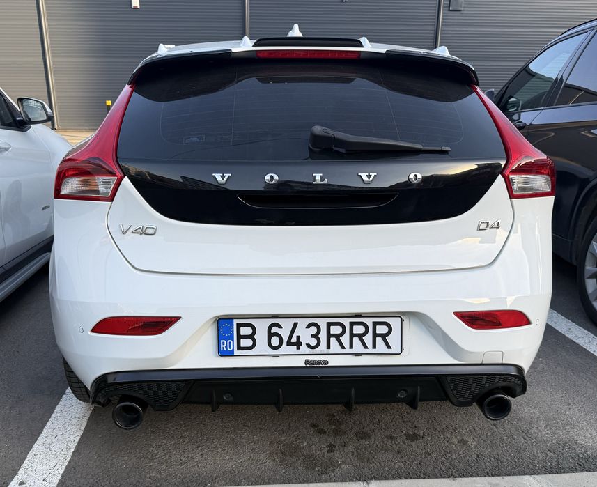 VOLVO V40 2015 — imagine 5