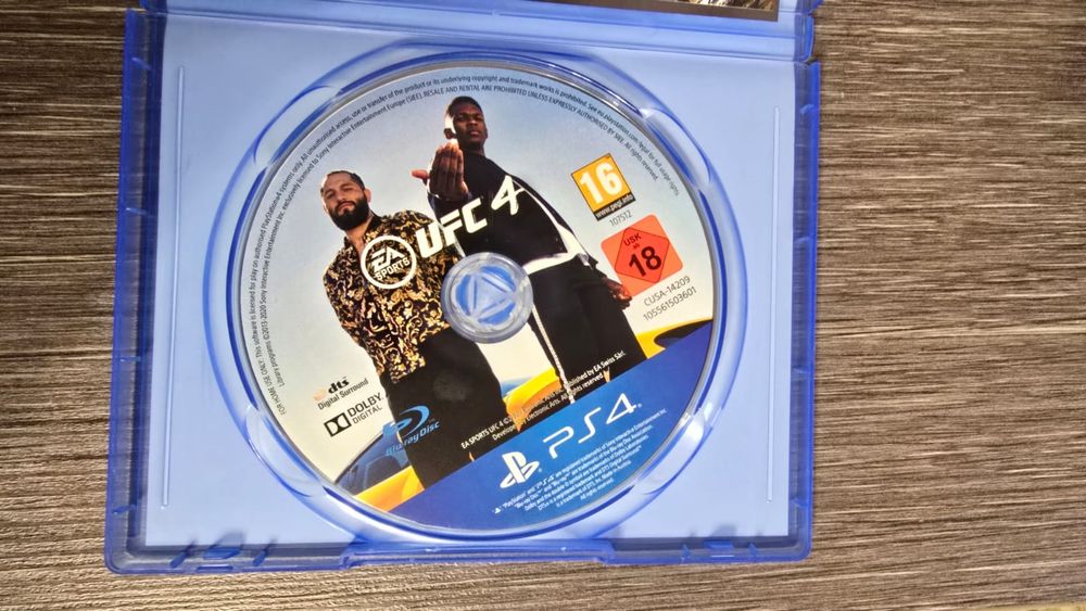 Продам UFC4 в отличном состоянии!