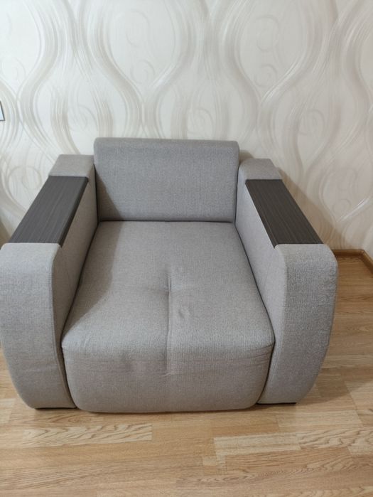 Продам кресло ...