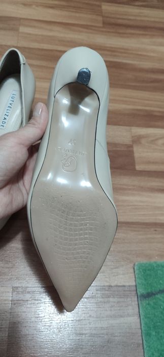 Продам туфли женские