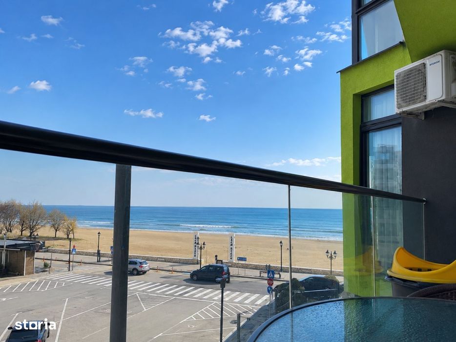 Alezzi. Rar la vanzare! Apartament cu vedere permanenta la mare | Prim