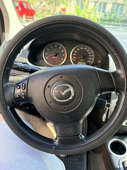 Mazda 2 2007 hatchback