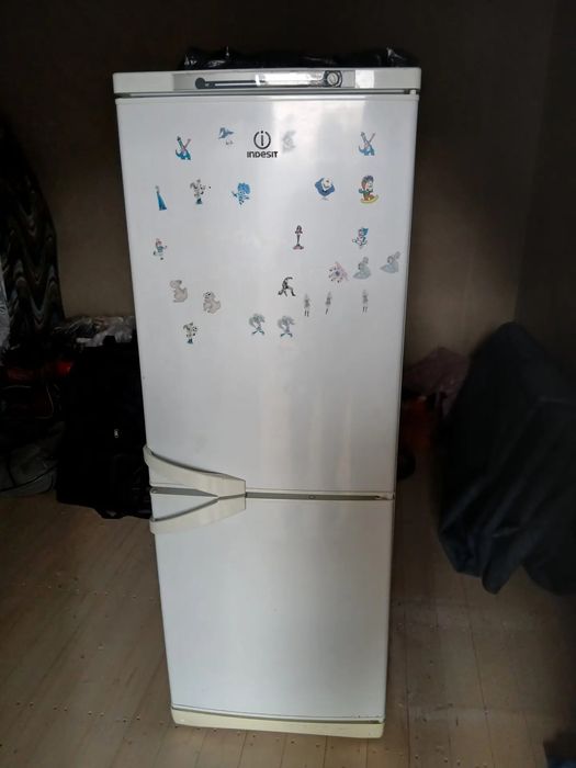 Muzlatgich sotiladi xolati yaxshi