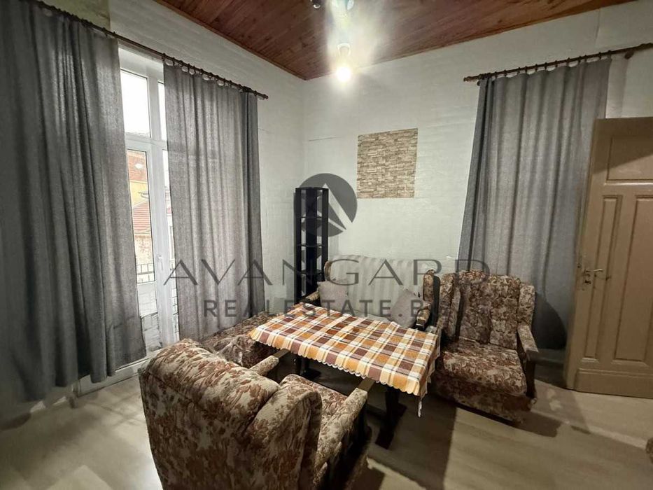 оф.25161 Обзаведен етаж от къща в Капана