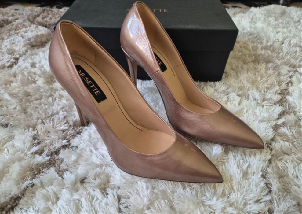 Pantofi noi Musette marimea 38