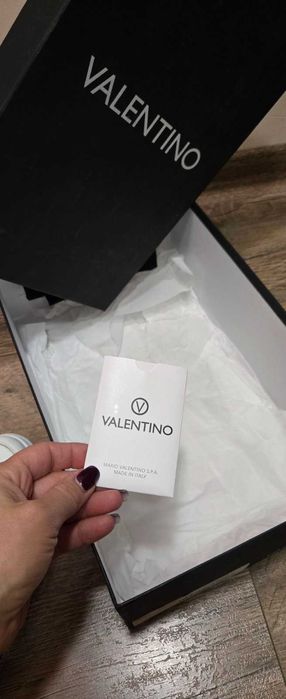 Маратонки  Valentino 36