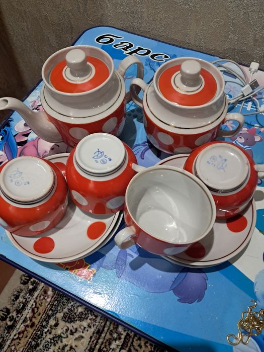 Чайный сервиз  на 4 персоны