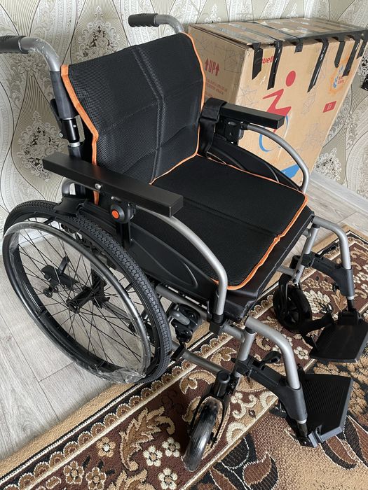 Продаю кресло коляска для взрослых