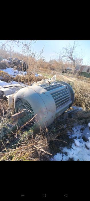 Продам электродвигатель для поливочного насоса