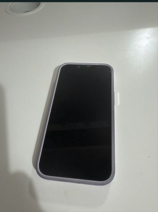 iPhone 13 rosu 128GB