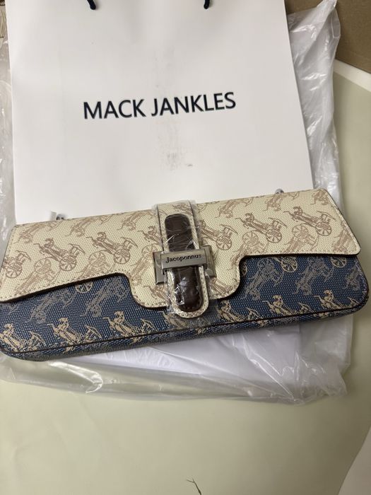 В наличии сумочка люксовая