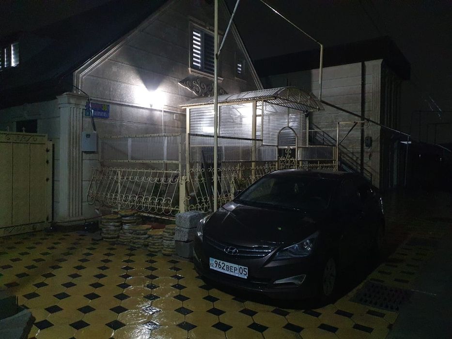 Ұзақ уақытқа 1бөлме беріледі,