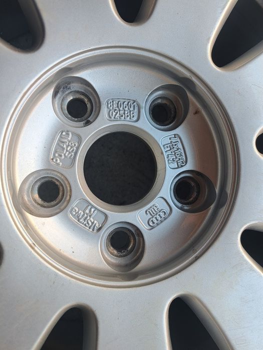 Продавам джанта с гума 205/55/16