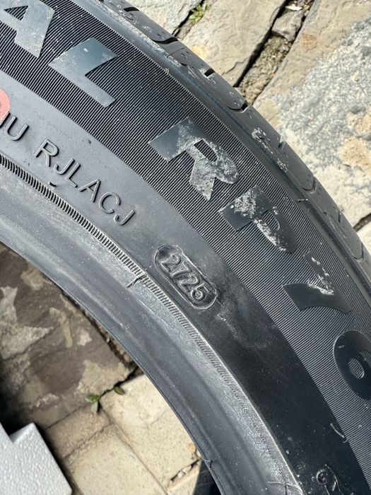 Продам резину новая 21