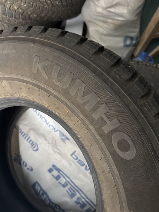 265/70 R16 KUMHO с шипами