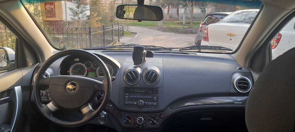 Neksiya-3 A/T Elegant pluys