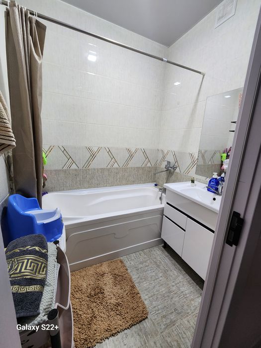 85kv .m 3xonalik uy sotiladi Sergli 16 a remont mebil kanisaner glam