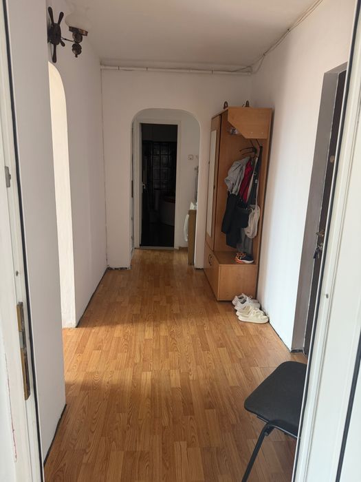 Închiriez apartament 2 camere Brașov