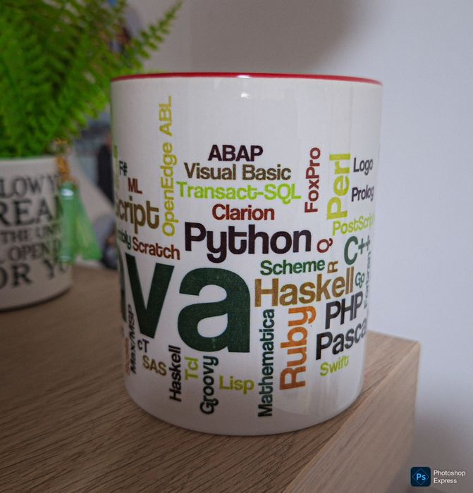 Чисто нова керамична чаша за кафе/чай за програмист/ка