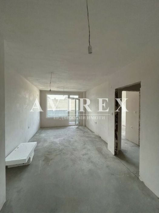 ОФЕРТА 42154 Двустаен апартамент в кв. Тракия, зад Томов Плаза.