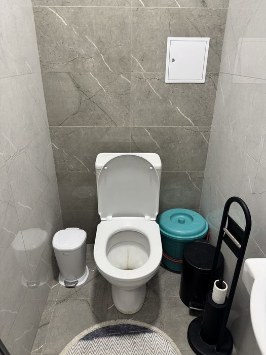 Продам Унитаз в хорошем состояний